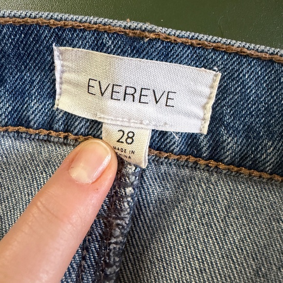Evereve Denim - Evereve Classic Blue Denim Barrel Style Cora Jeans